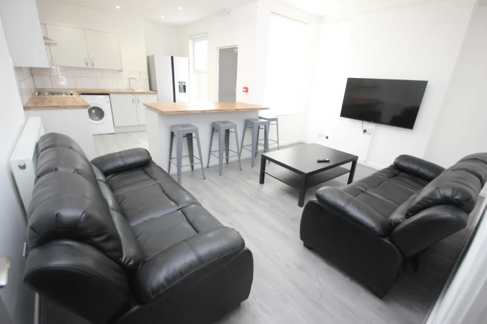 Alderson Road, L15