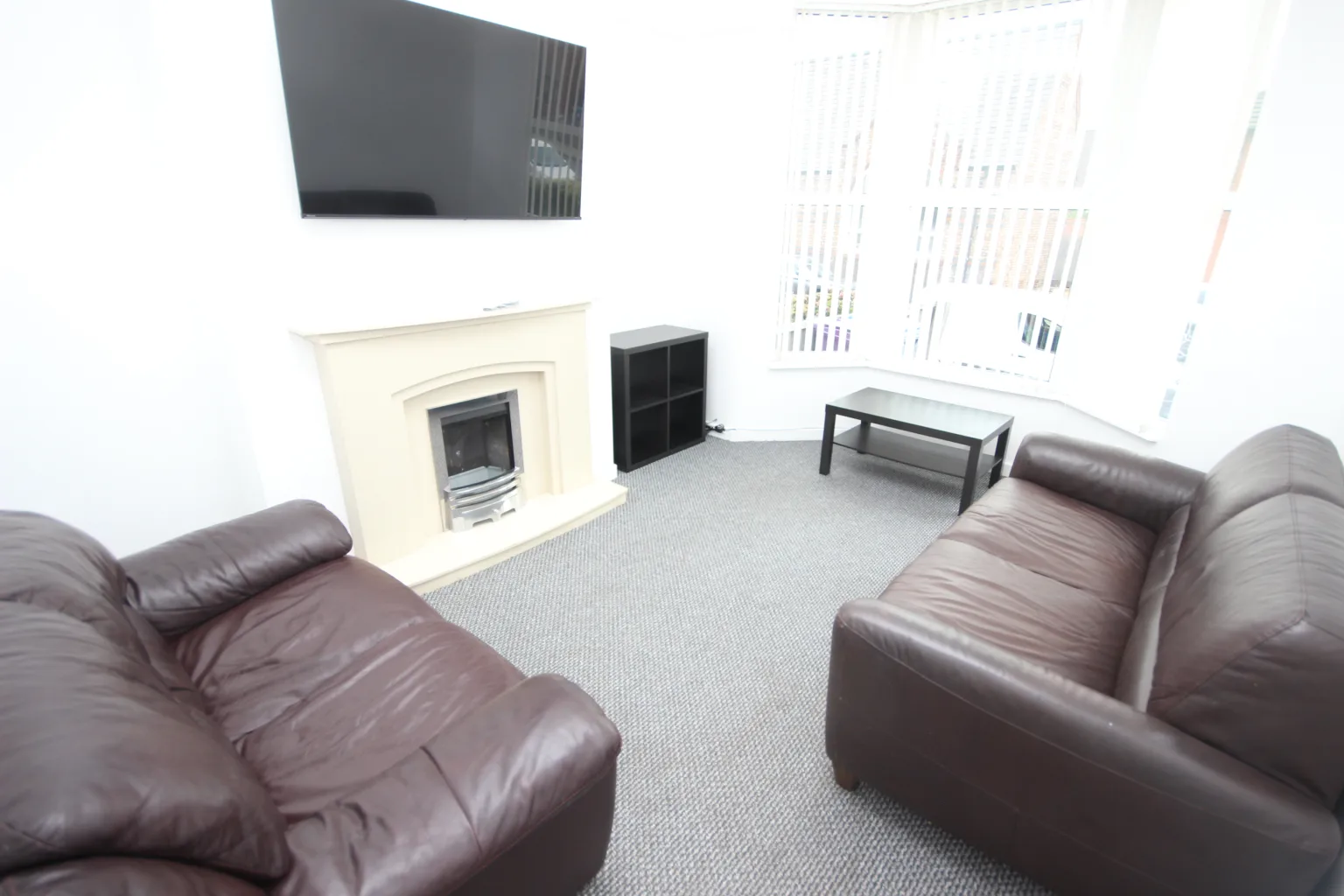 Bagot Street, L15