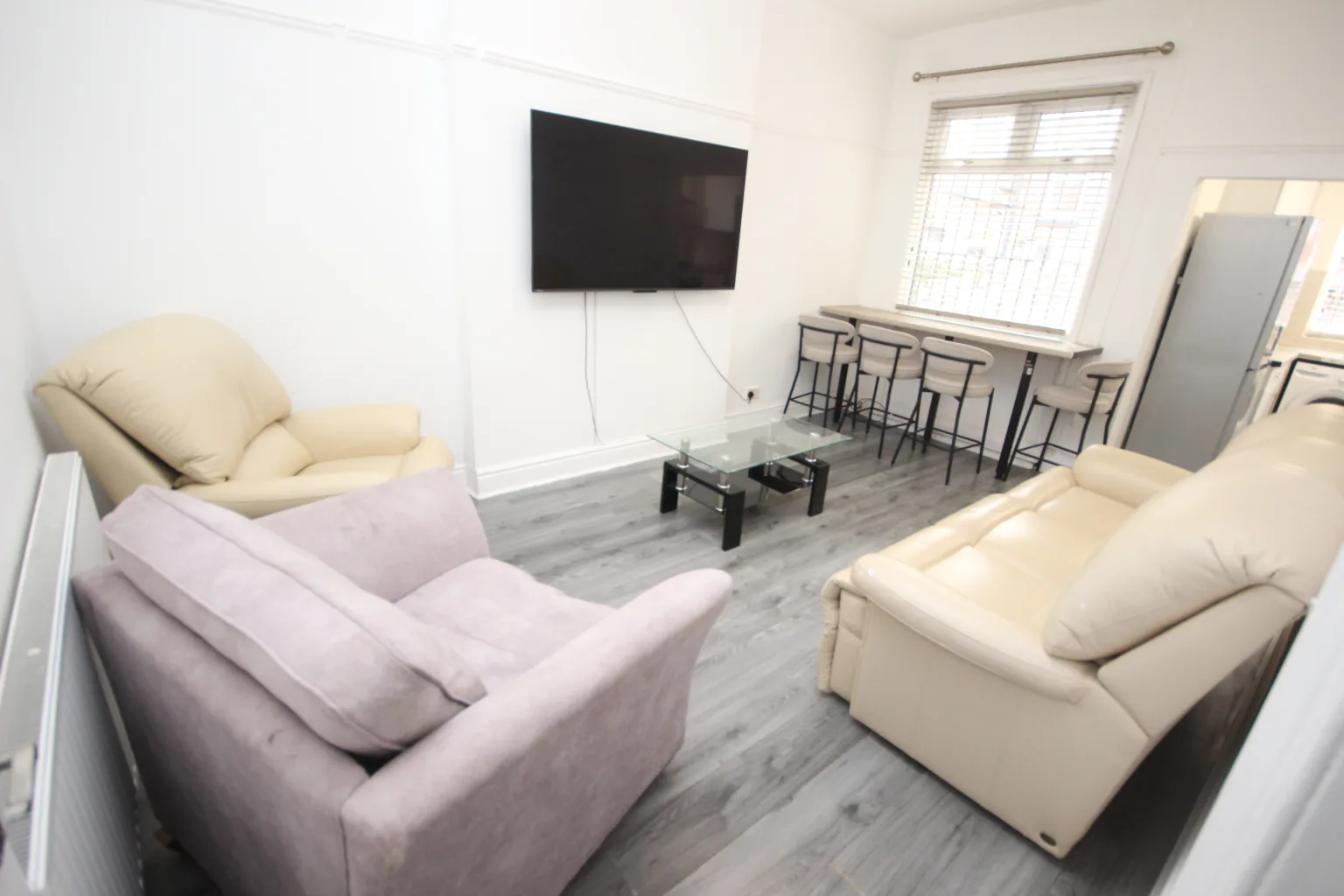 Langdale Road, L15