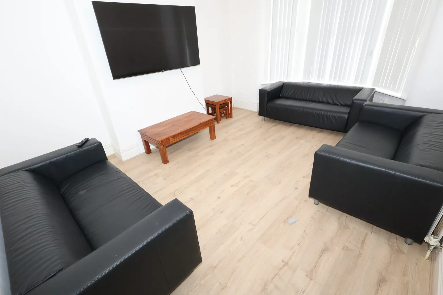 Lidderdale Road, L15