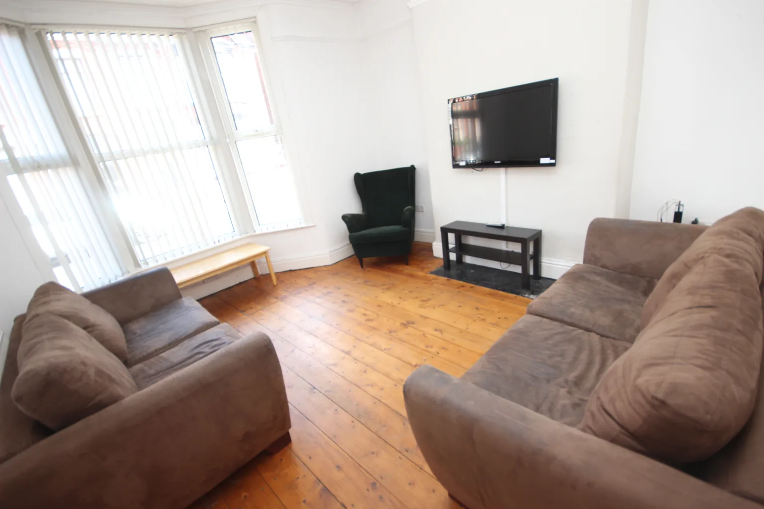 Crawford Avenue, L18