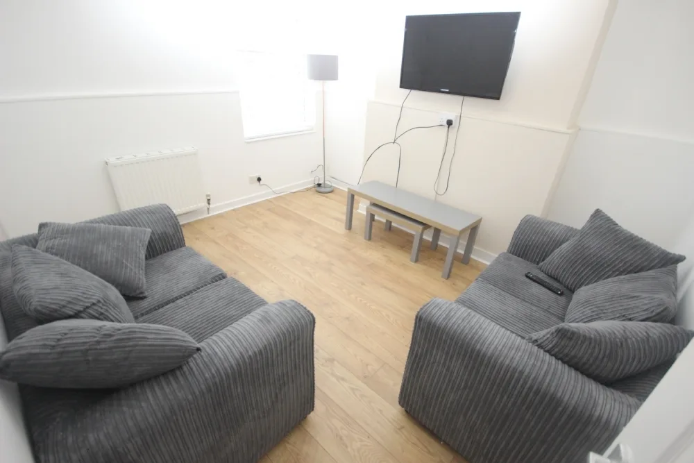 Bagot Street, L15