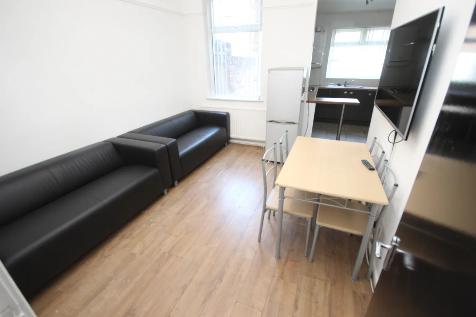 Lidderdale Road, L15