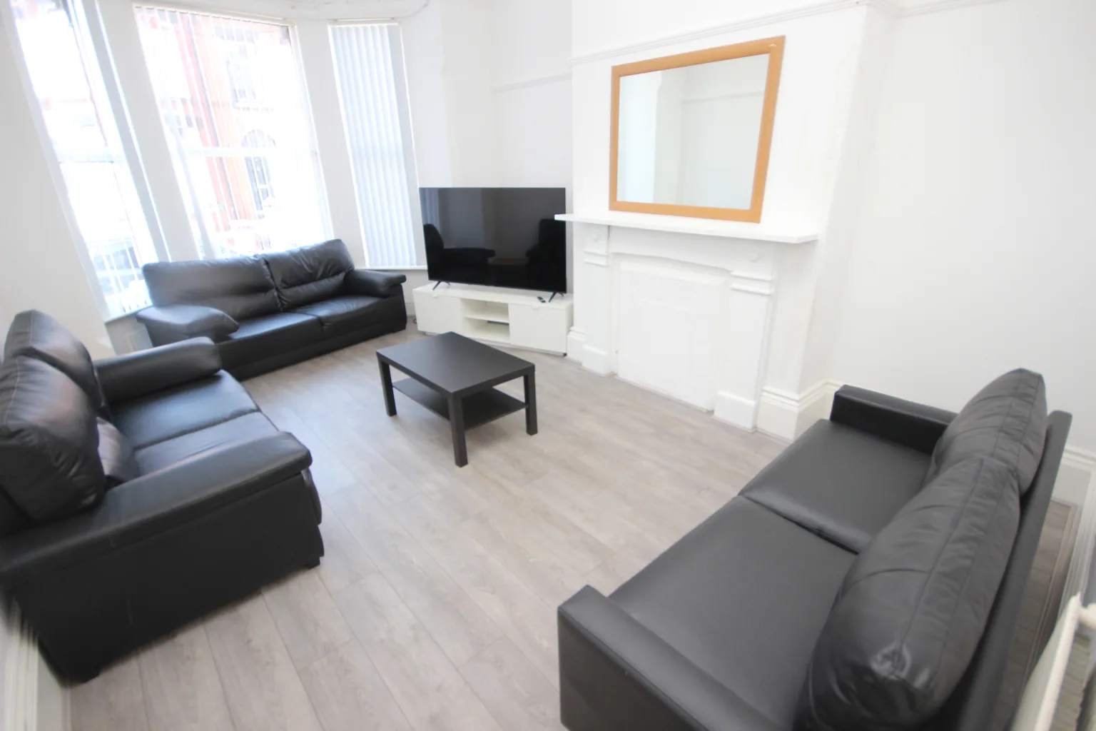 Langdale Road, L15