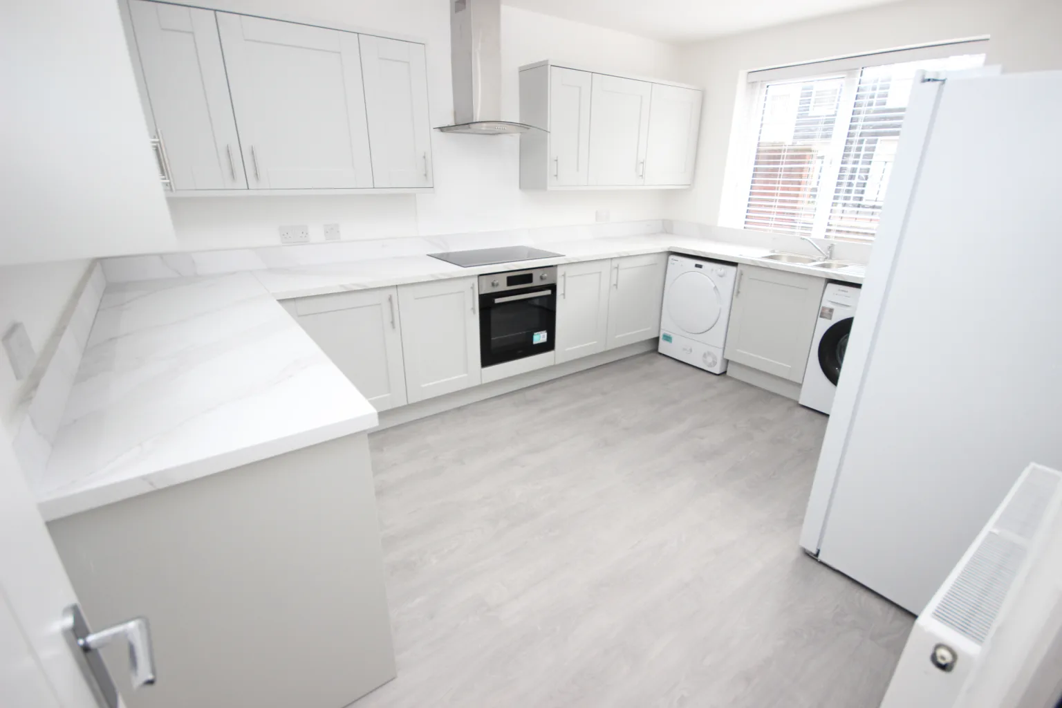 Mostyn Hall, L15