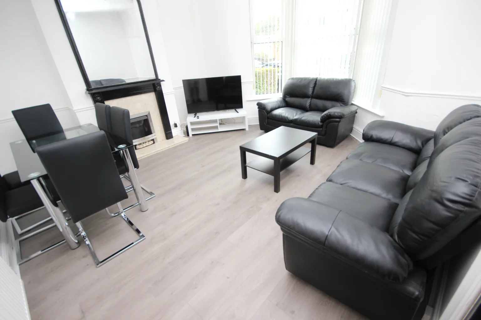 Kenmare Road, L15